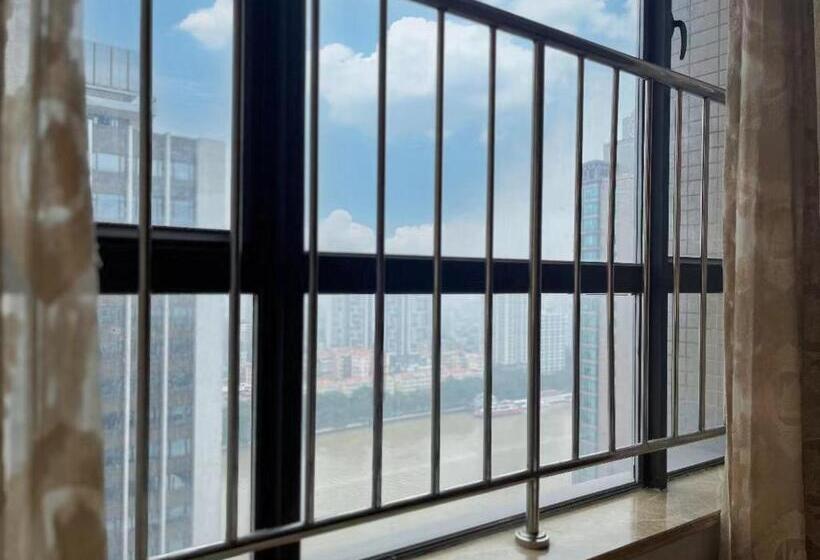 1 Bedroom Apartment Lake View, 广州沃家国际公寓