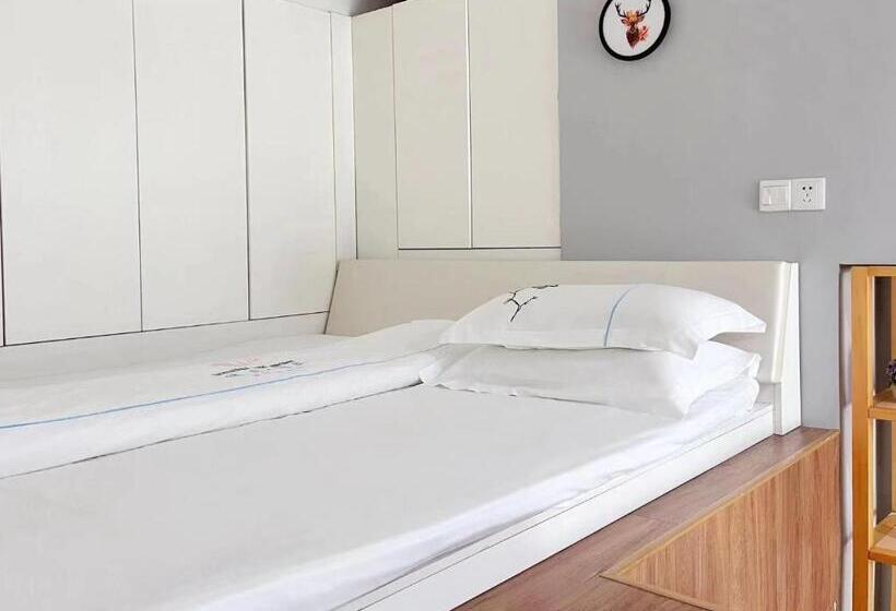 Deluxe room with river view, 广州沃家国际公寓