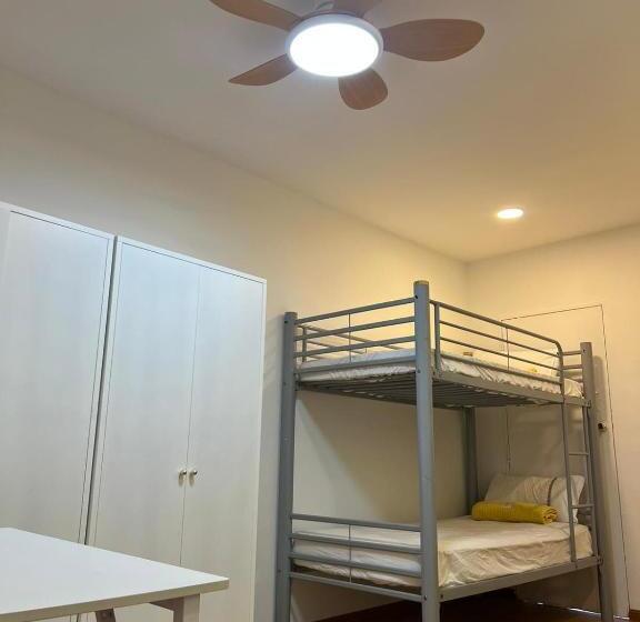 اتاق استاندارد چهار تخته, Duke Living