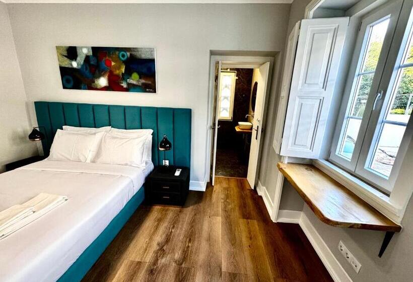 اتاق استاندارد, Relax And Explore Lisbon Suites And Rooms