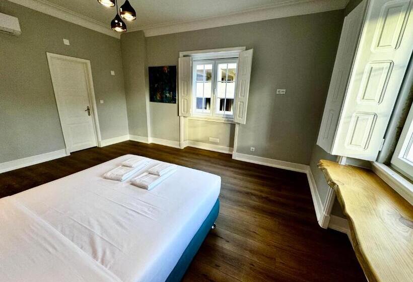 اتاق لوکس, Relax And Explore Lisbon Suites And Rooms