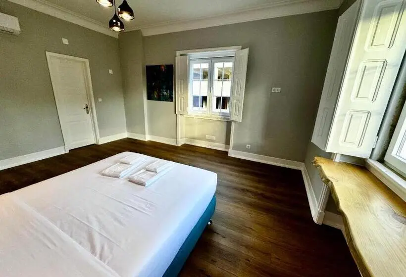 اتاق لوکس, Relax And Explore Lisbon Suites And Rooms