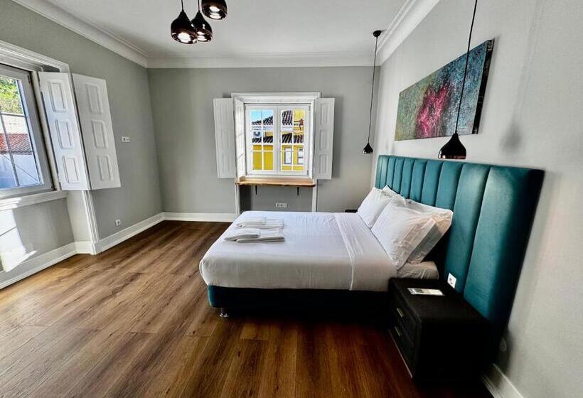 Quarto Deluxe, Relax And Explore Lisbon Suites And Rooms