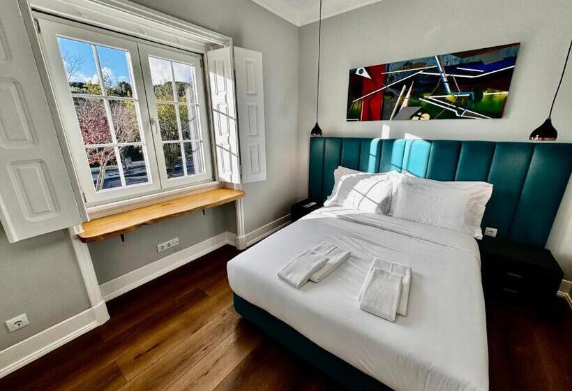 اتاق استاندارد با سرویس بهداشتی مشترک, Relax And Explore Lisbon Suites And Rooms