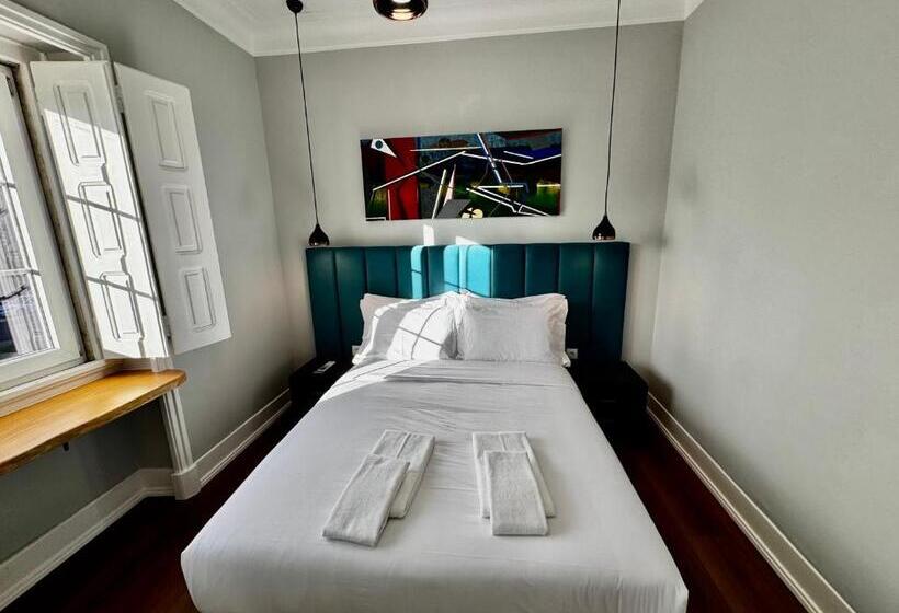 Quarto Estandar Banheiro Compartilhado, Relax And Explore Lisbon Suites And Rooms