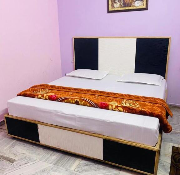 חדר סטנדרט, Hari Ganga Near By Bus And Railway Station