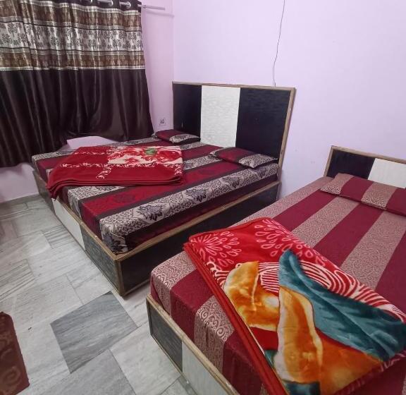 חדר קומפורט לשלושה, Hari Ganga Near By Bus And Railway Station