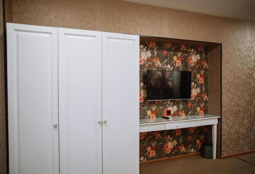 חדר קומפורט לשלושה, Address Boutique Hotel Baku