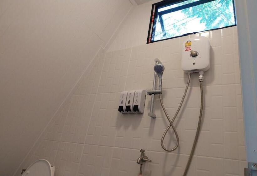 בקתה סטנדרטית, It My Life Cafe X Camp