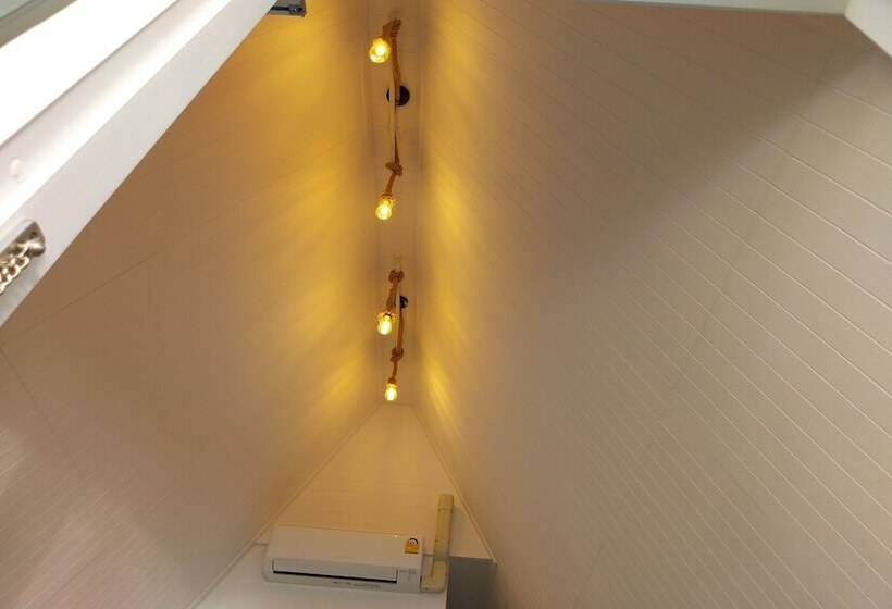 בקתה סטנדרטית, It My Life Cafe X Camp