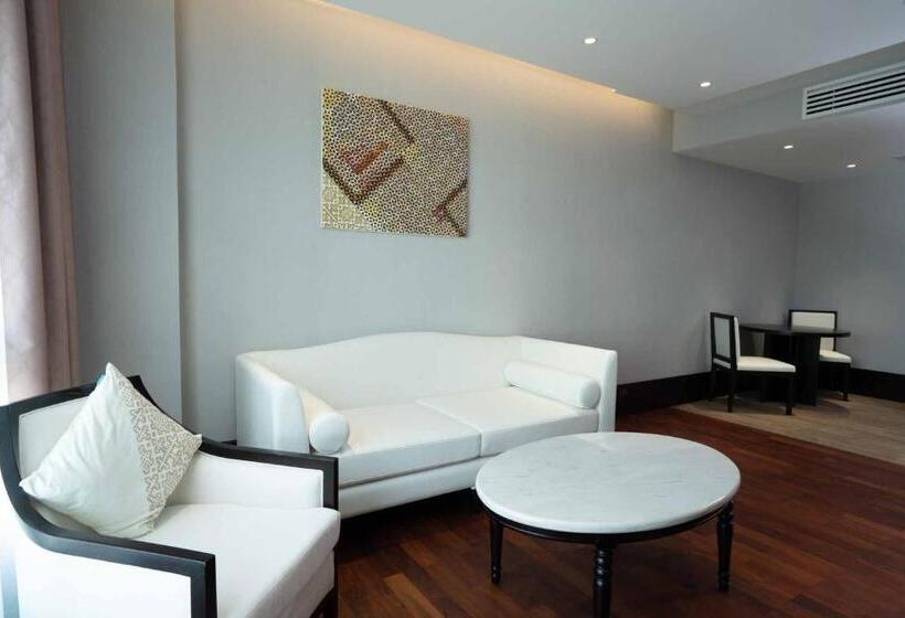 Family Suite, Mintra