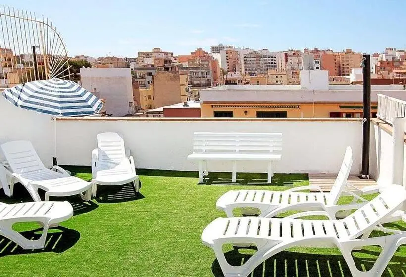اتاق استاندارد سه نفره, Hostal Sol De Mallorca