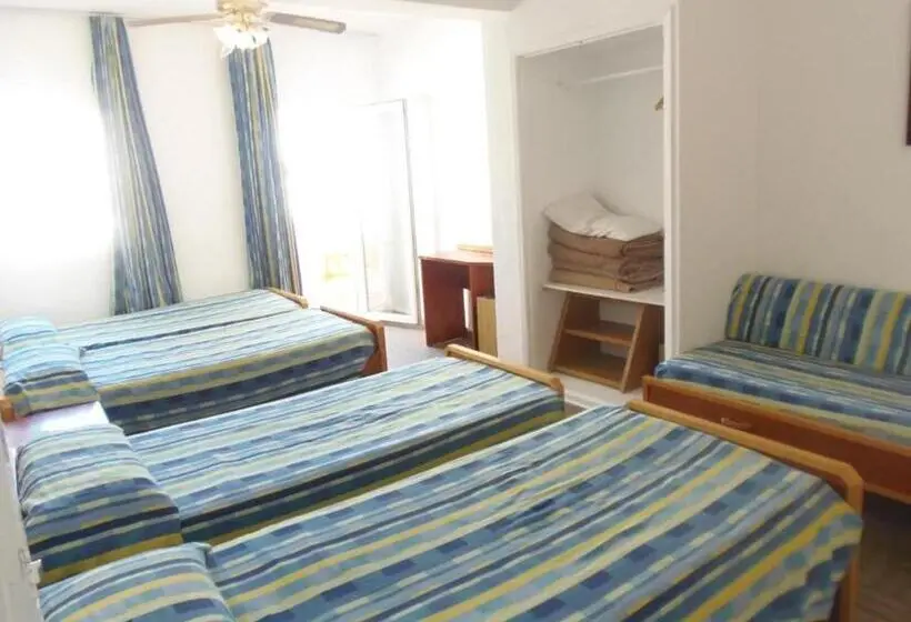 اتاق استاندارد چهار تخته, Hostal Sol De Mallorca