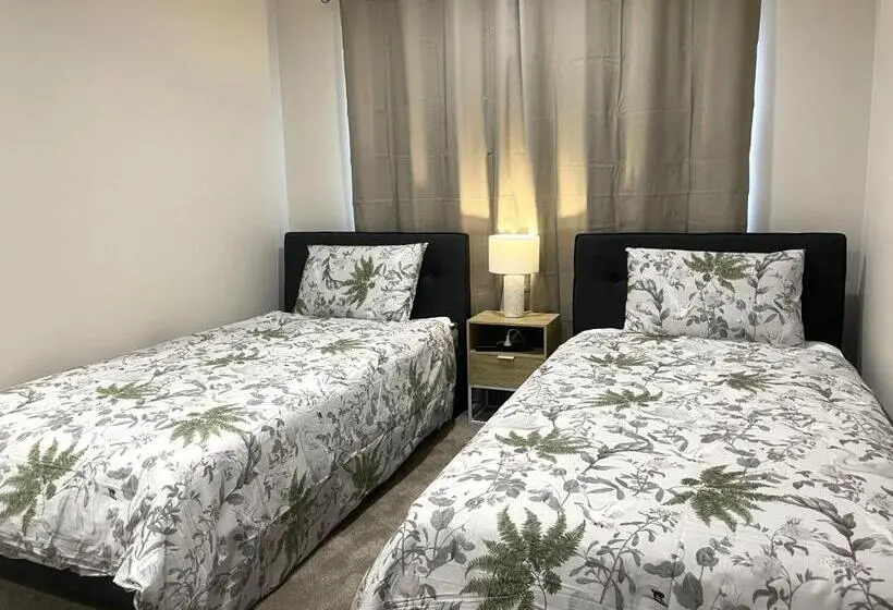 バス共有のスタンダードルーム, Murphys Guest Home