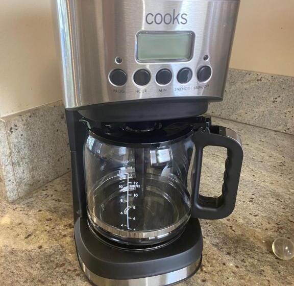 ２ベッドルームアパートメント, Royal Aloha