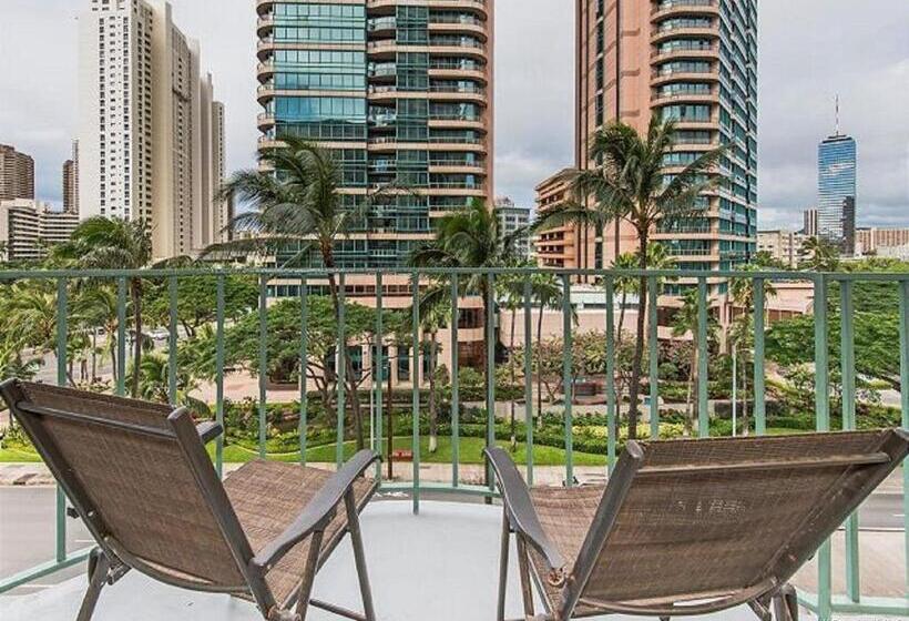 ２ベッドルームアパートメント, Royal Aloha