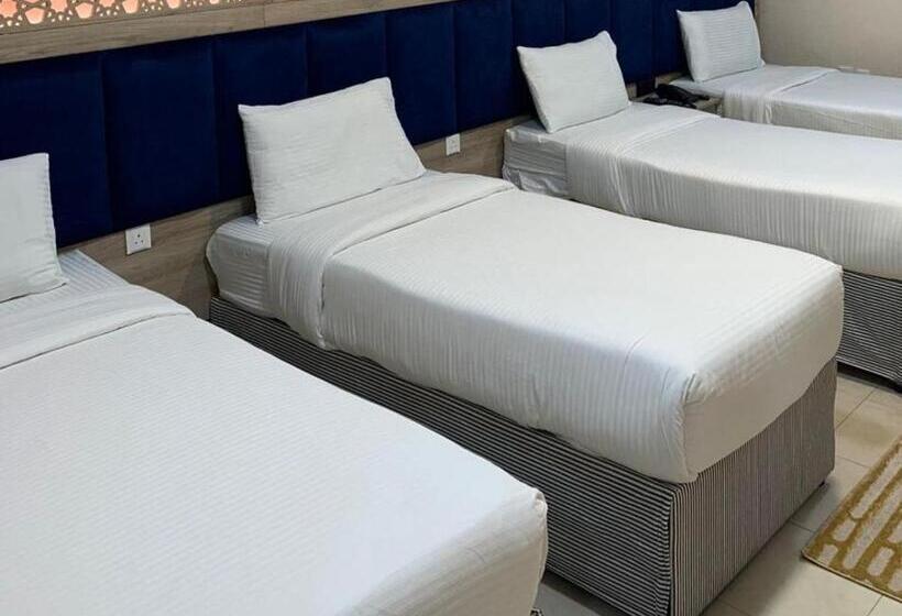 スタンダード4人部屋, فندق درة بيسان المسجد القطري