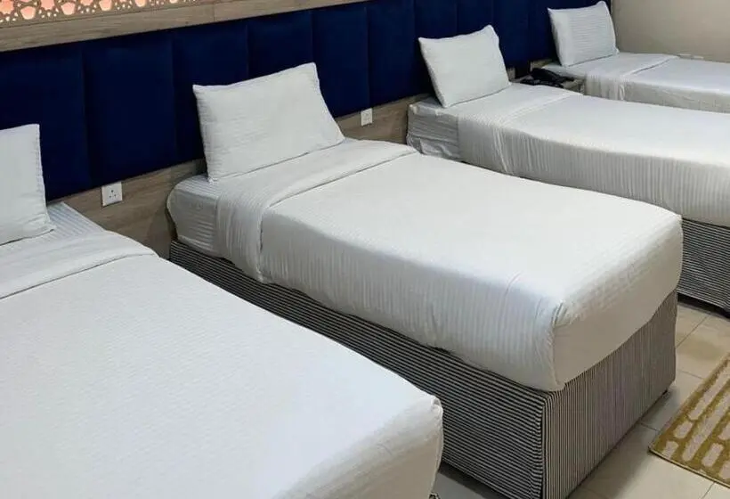 Standard Neljän Hengen Huone, فندق درة بيسان المسجد القطري