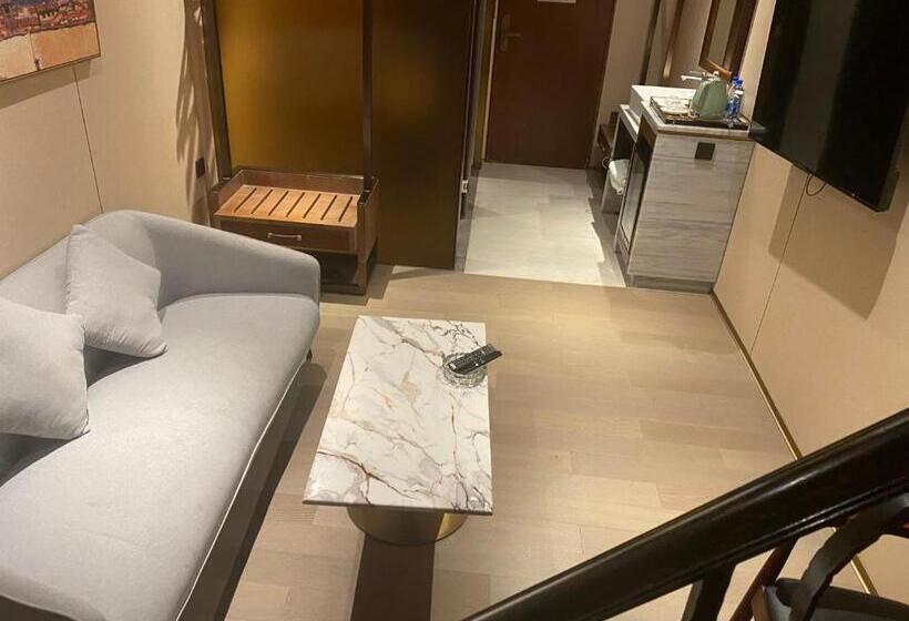 Jakuzili Süit, 啡酒店(天河北店)