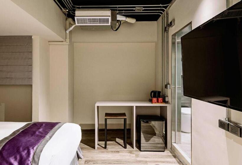 اتاق استاندارد, Saturn