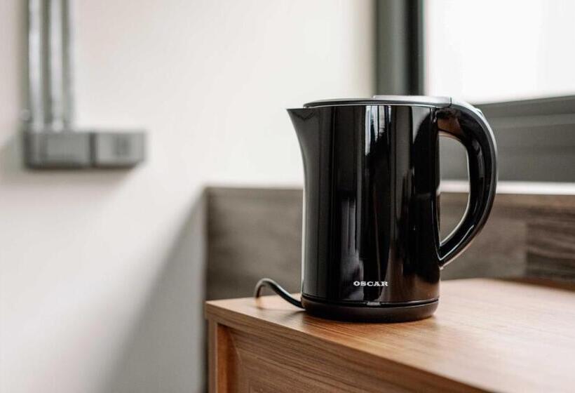 اتاق سوپریور, Saturn