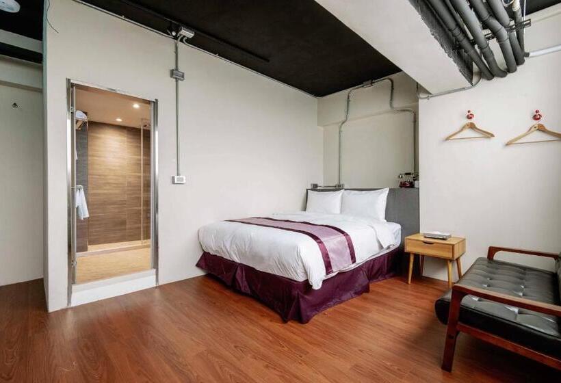 اتاق لوکس, Saturn