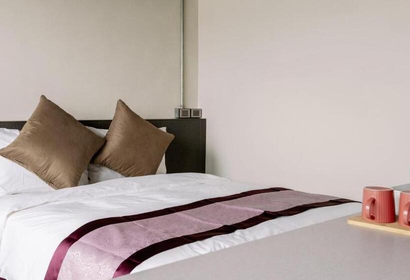 اتاق لوکس, Saturn