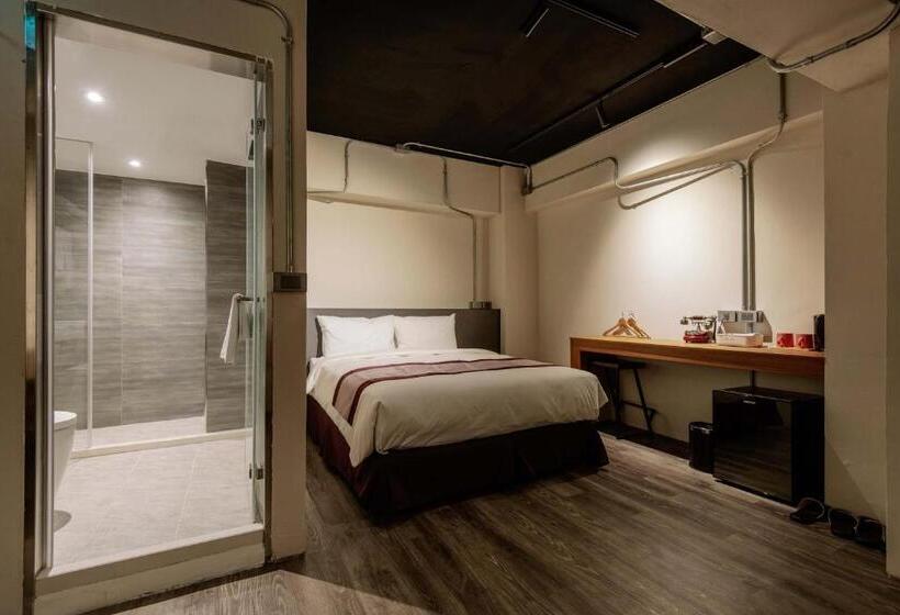 اتاق استاندارد چهار تخته, Saturn