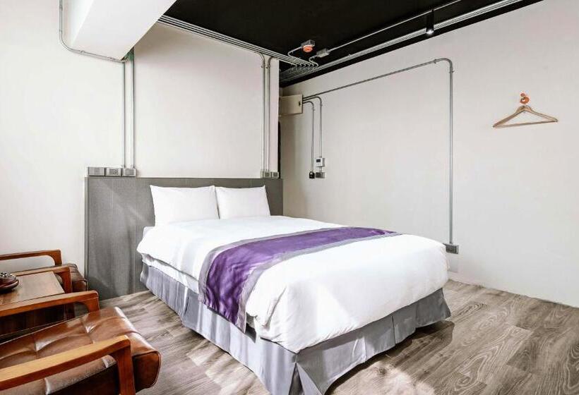 اتاق لوکس, Saturn