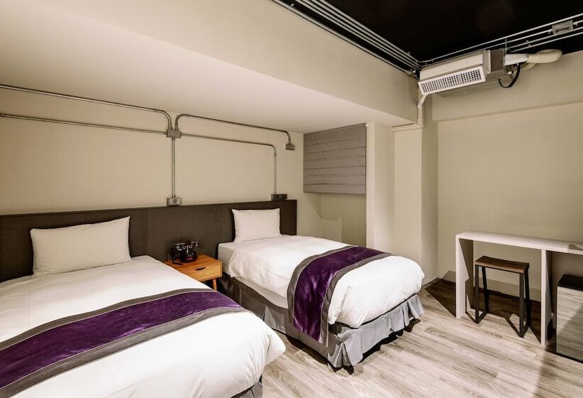 اتاق استاندارد, Saturn