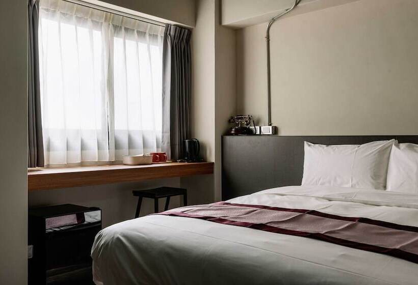 اتاق استاندارد چهار تخته, Saturn