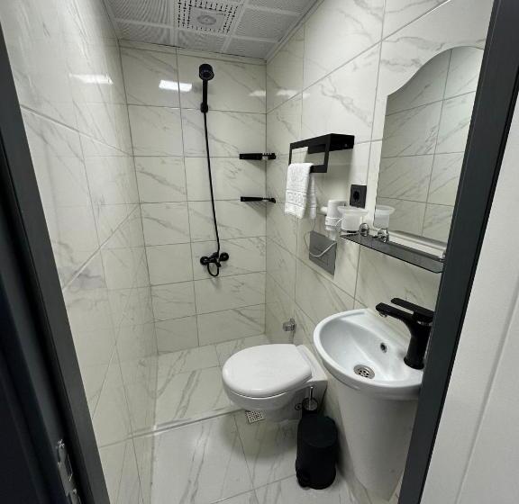 اتاق لوکس با بالکن, Aya Langa Guesthouse