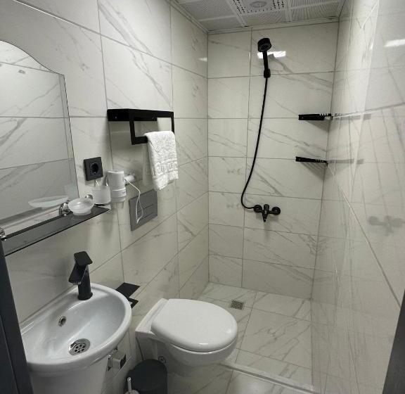 اتاق لوکس با بالکن, Aya Langa Guesthouse