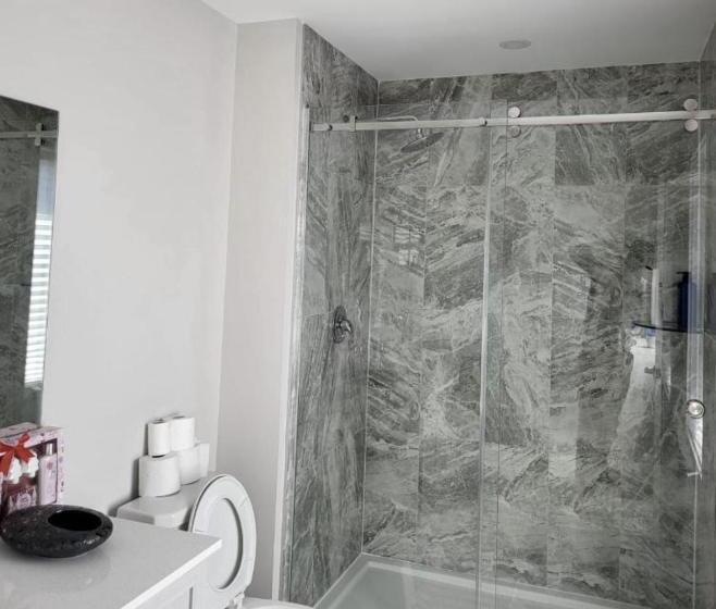 标准间, Peaceful Place New