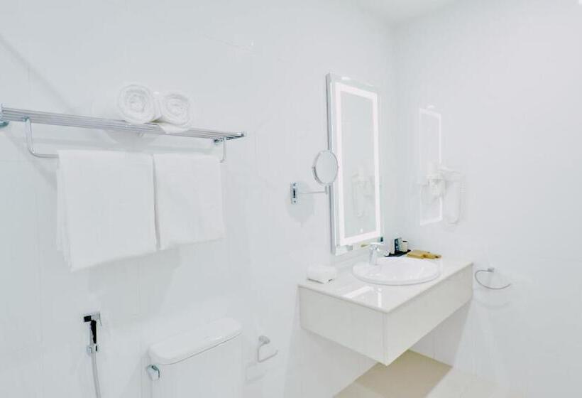 اتاق استاندارد, Akomadoo Retreat