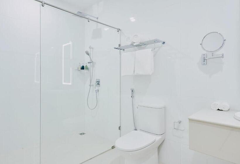 اتاق استاندارد, Akomadoo Retreat