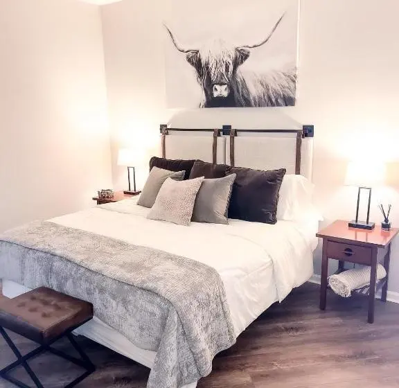 スイート, Cozy Mountain View Condo