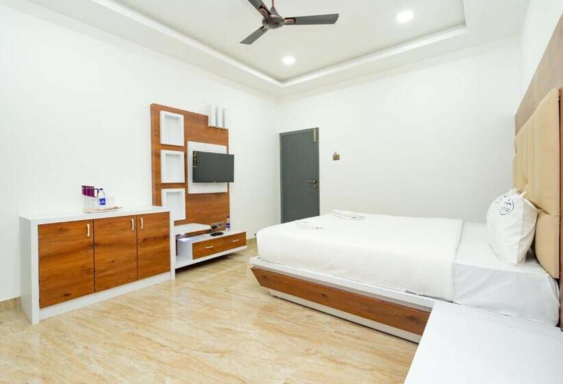 デラックスルーム, Natchathra