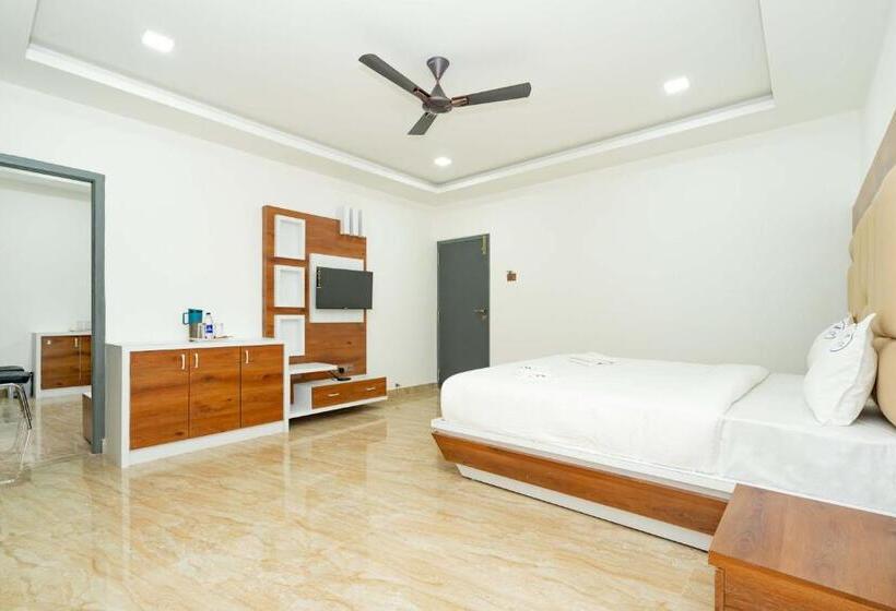 デラックスルーム, Natchathra