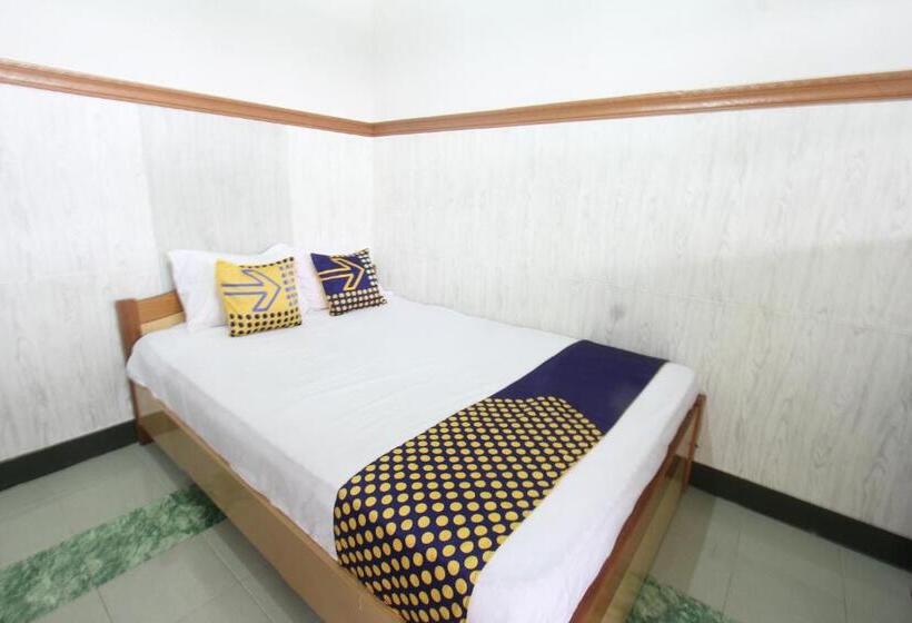 디럭스 룸, Oyo 93247 Pondok Pariwisata