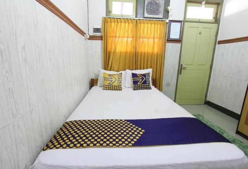 디럭스 룸, Oyo 93247 Pondok Pariwisata