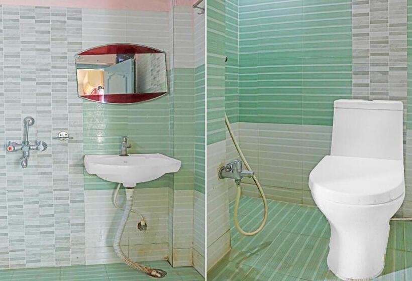 Трехместный Номер Классика, Oyo Flagship Venus Lodge