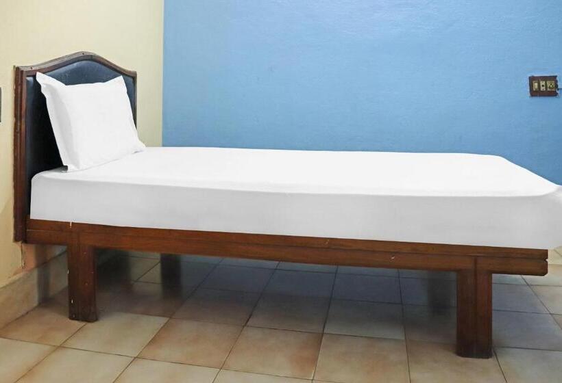 Трехместный Номер Классика, Oyo Flagship Venus Lodge