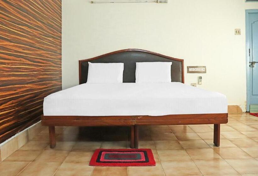 Трехместный Номер Классика, Oyo Flagship Venus Lodge