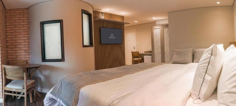 جناح مطل على البحيرة, Village Du Lac