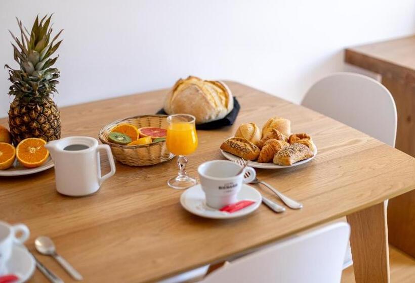 דירת חדר, Kaliopé Résidences