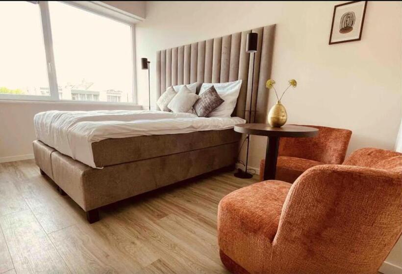 Номер Стандарт, 24 Single Bed Accommodation