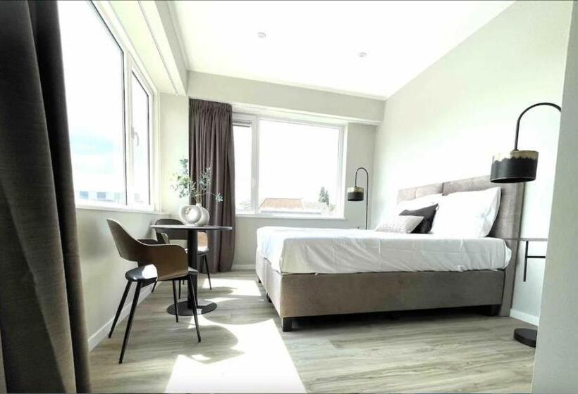 스탠다드 룸, 24 Single Bed Accommodation