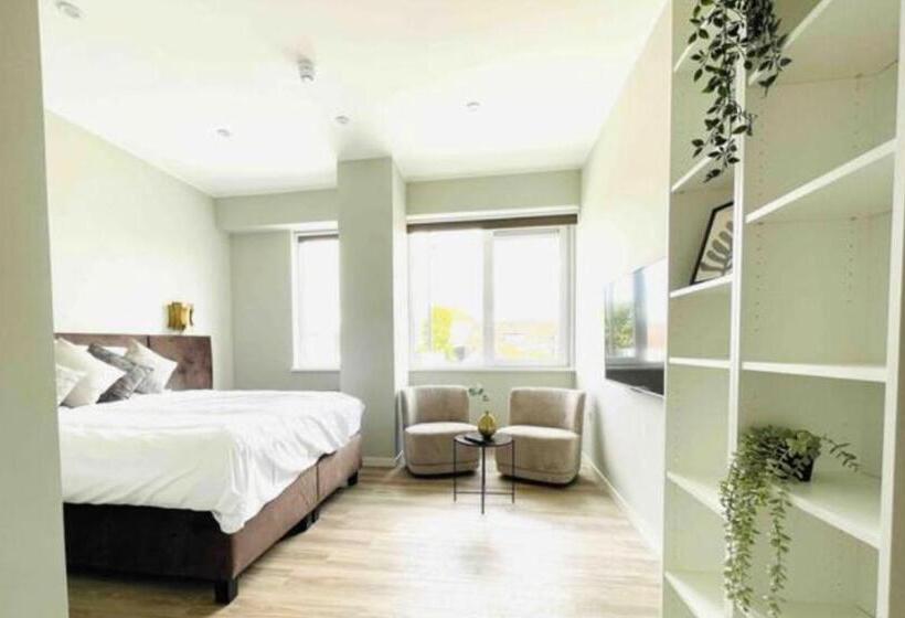 Номер Стандарт, 24 Single Bed Accommodation