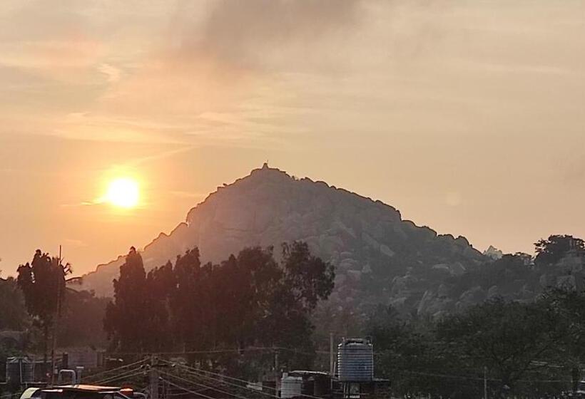 اتاق اکونومی, Temple View Guest House